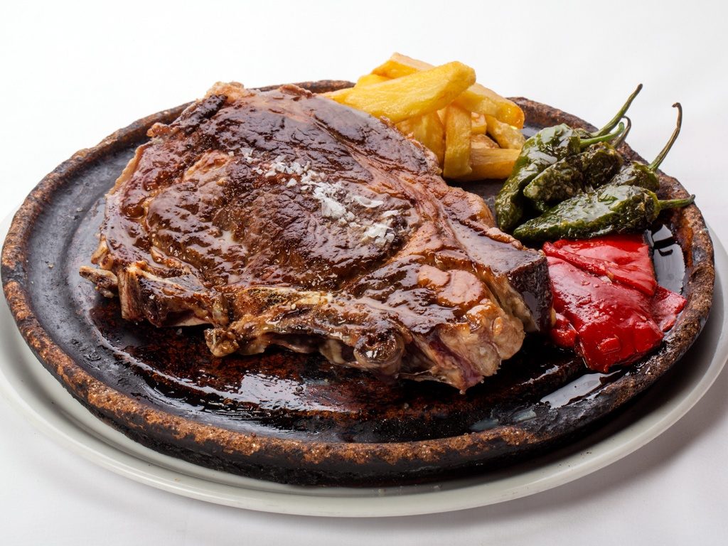chuleton-a-la-plancha-restaurante-los-calaos-de